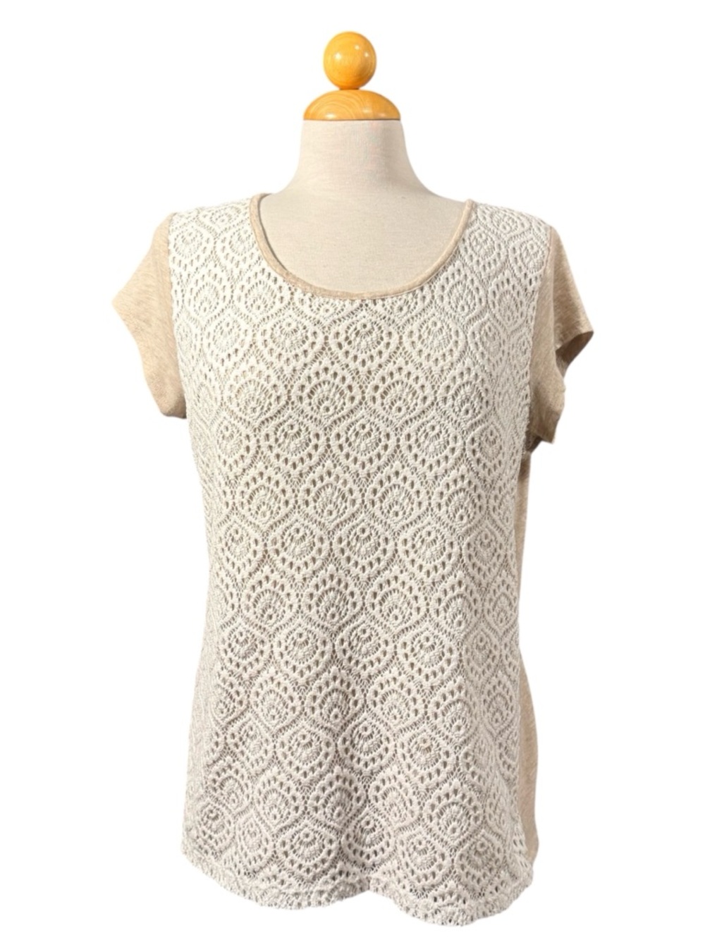 Liz Claiborne Beige Short Sleeve Knit Tee with Lace Front